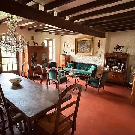 Domaine Du Cheval D’argent Couette-café 3*